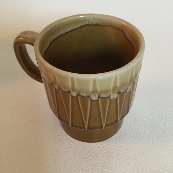 Vintage ceramic Mug marked Japan brown dripping glaze triangle - Picture 1 of 6